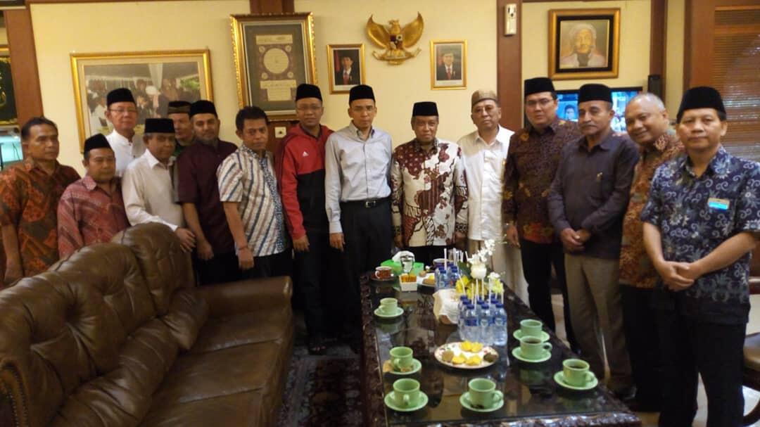 TGB Siap Mundur dari Demokrat karena Mendukung Presiden Jokowi