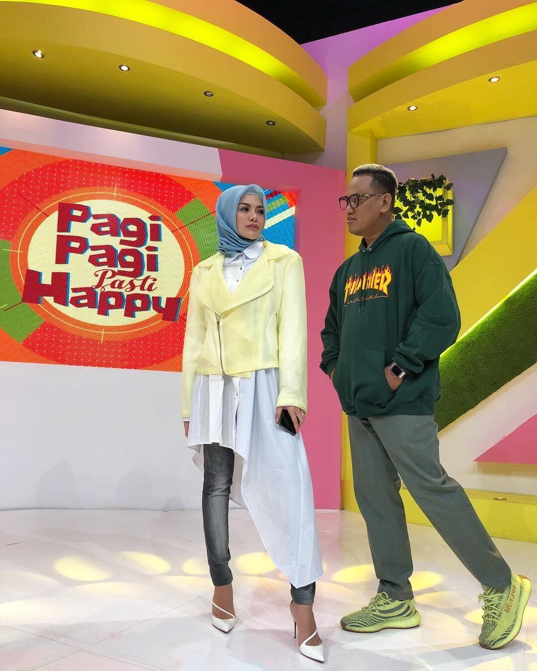 Putuskan Berhijab, Nikita Mirzani Banjir Pujian Netizen