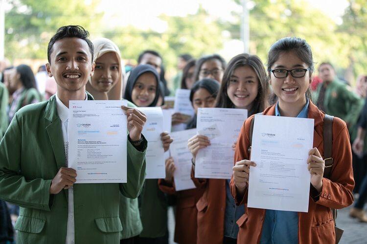 945 Mahasiswa Ikuti Seleksi Djarum Beasiswa Plus di Surabaya