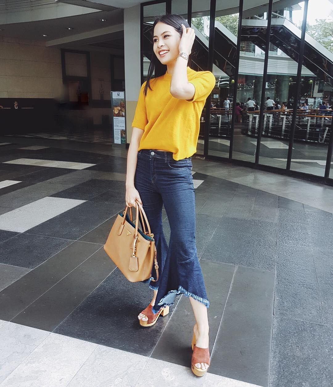 11 Gaya Chic & Kasual ala Maudy Ayunda, Manis Banget