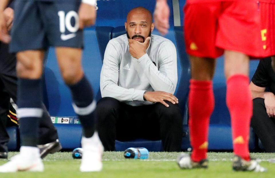FOTO: Apa yang Dipikirkan Thierry Henry di Bench Belgia Semalam?