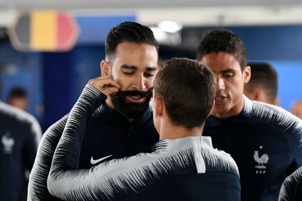 Kumis Adil Rami Jadi 'Jimat' Kemenangan Prancis di Piala Dunia 2018