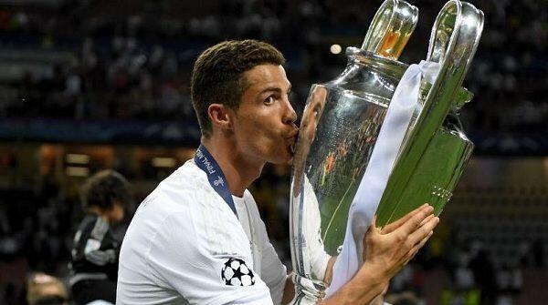 Resmi! Cristiano Ronaldo Berseragam Juventus Mulai Musim 2018/2019