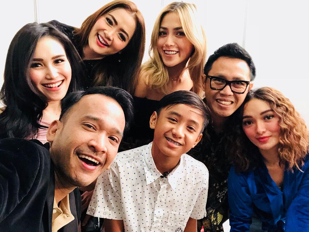 Makin Populer, Ini 10 Potret Bowo Alpenliebe Bareng Artis Terkenal