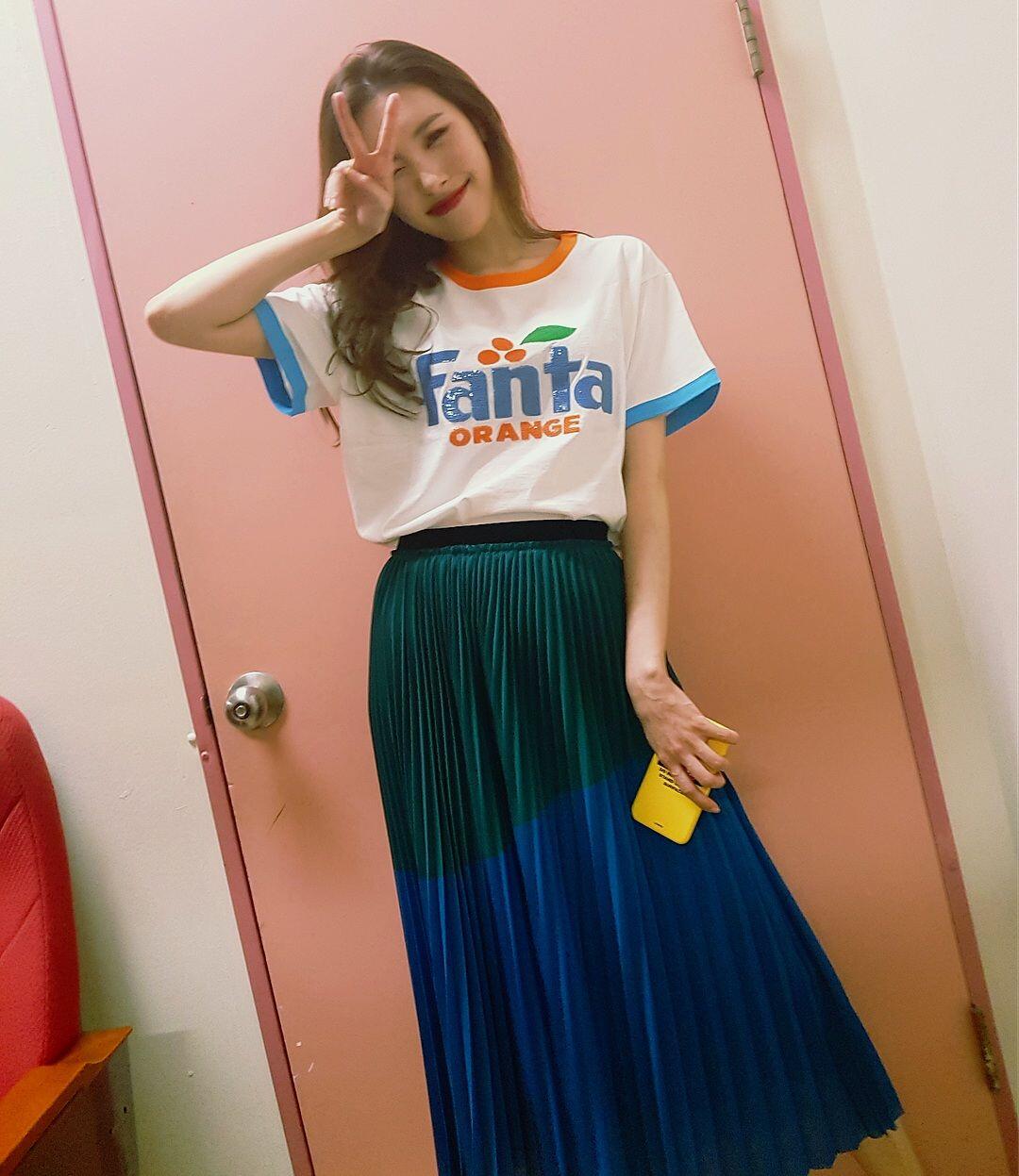 10 Inspirasi Daily Style ala Sunmi, Bikin Kece dan Gampang Ditiru