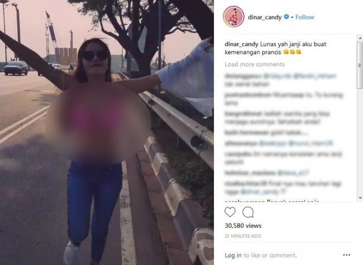 Prancis ke Final Piala Dunia 2018, Dinar Candy Buka Baju di Pinggir Jalan