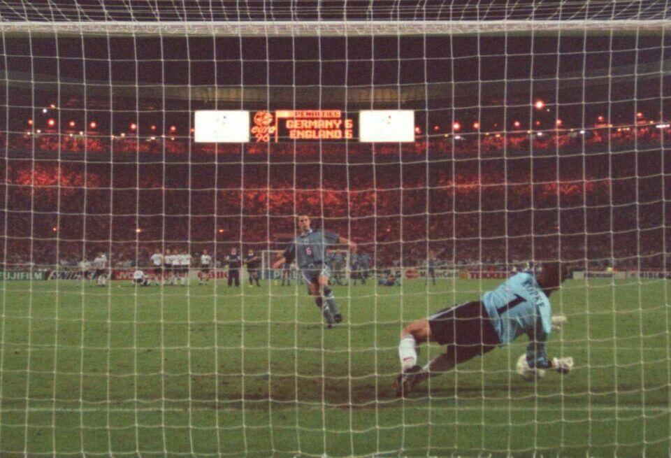 Nih, Rahasia Kiper Memblokir Tendangan Penalti!