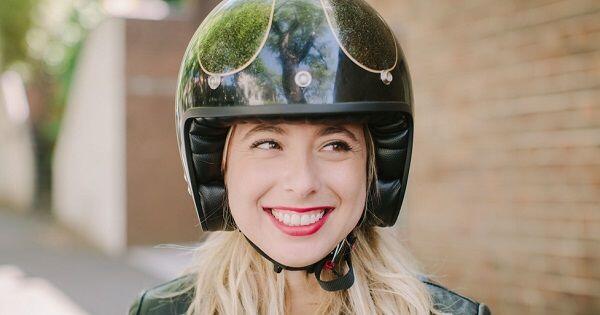 Buat Vespa Kamu Makin Keren dengan 5 Aksesori Ini