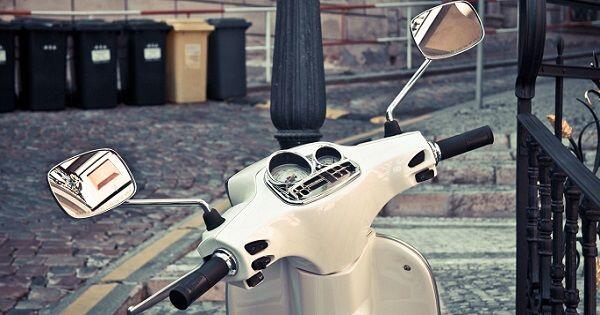 Buat Vespa Kamu Makin Keren dengan 5 Aksesori Ini