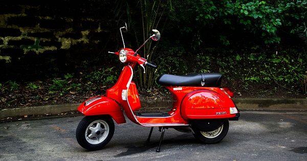 Buat Vespa Kamu Makin Keren dengan 5 Aksesori Ini