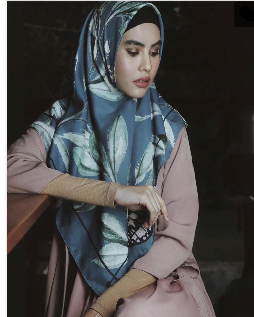Dulu Dicap Seksi, 10 Artis Ini Mantap Berhijab Sekarang