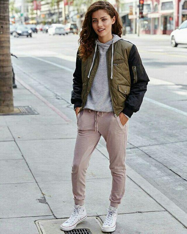 Simpel Namun Menarik, Coba 10 Boyish Style Paling Unik Ini!