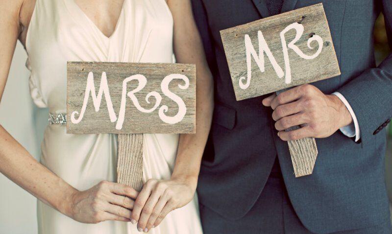 Mengapa Orang Rusia Mengenakan Cincin Nikah di Tangan Kanan?