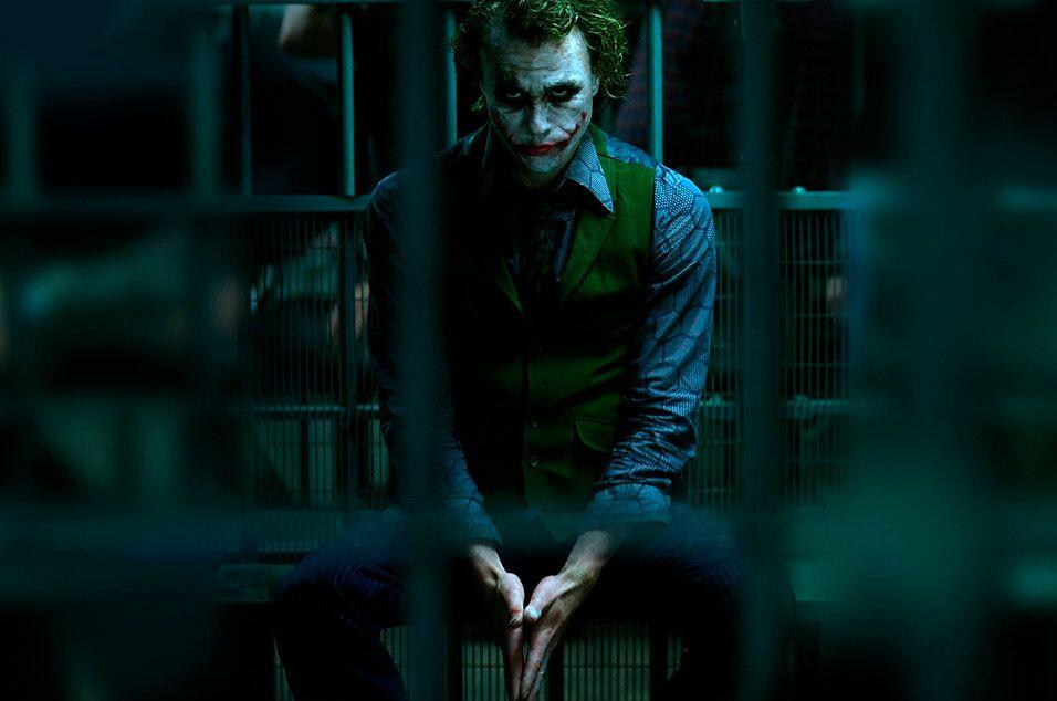 Menyelami Filosofi Joker Dalam Film The Dark Knight