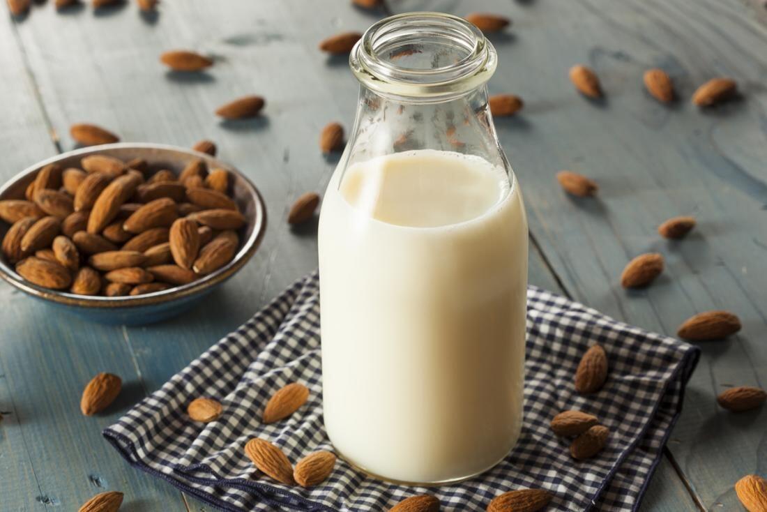 Ini 7 Manfaat Kesehatan yang Bisa Kamu Dapatkan dari Susu Almond