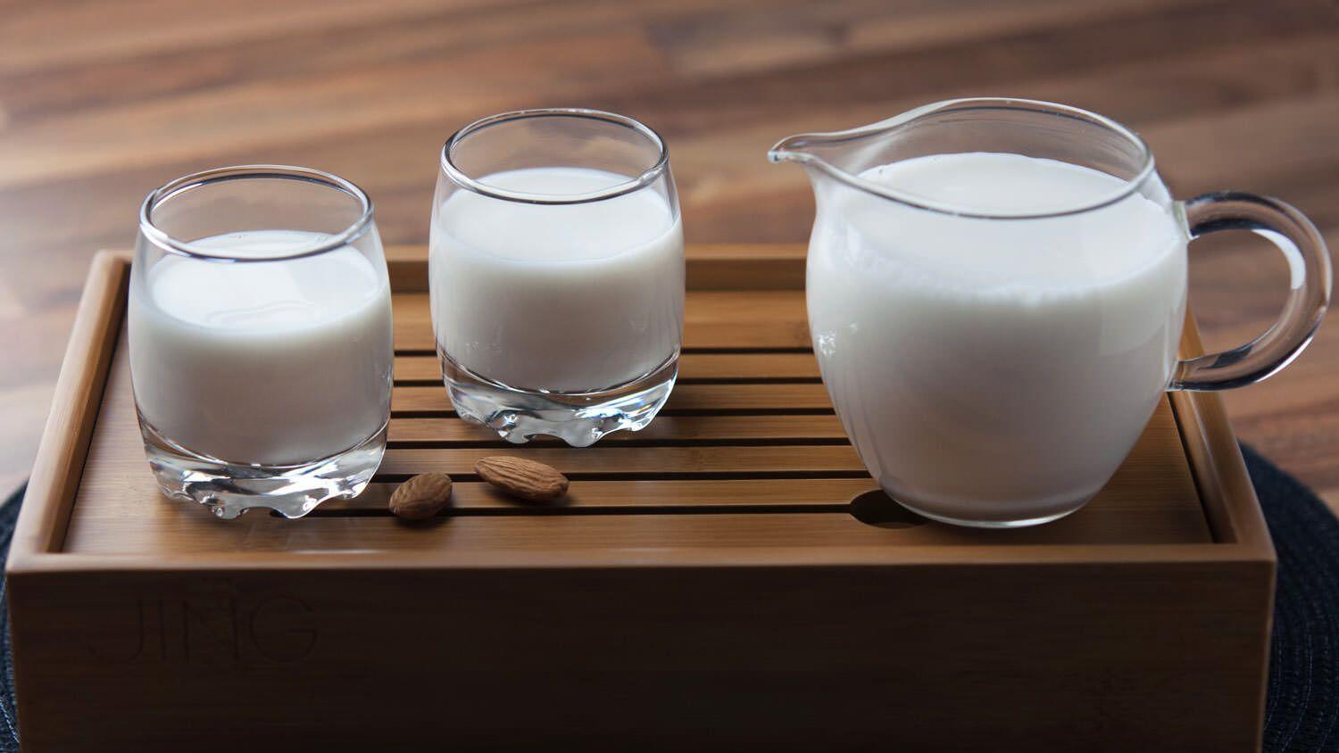 Ini 7 Manfaat Kesehatan yang Bisa Kamu Dapatkan dari Susu Almond