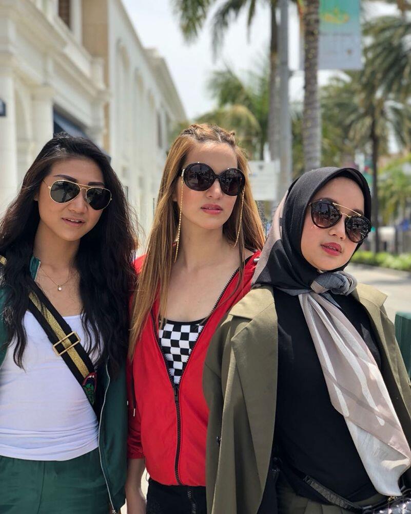 10 Potret Chacha Frederica Liburan bareng Girls Squad di Amerika