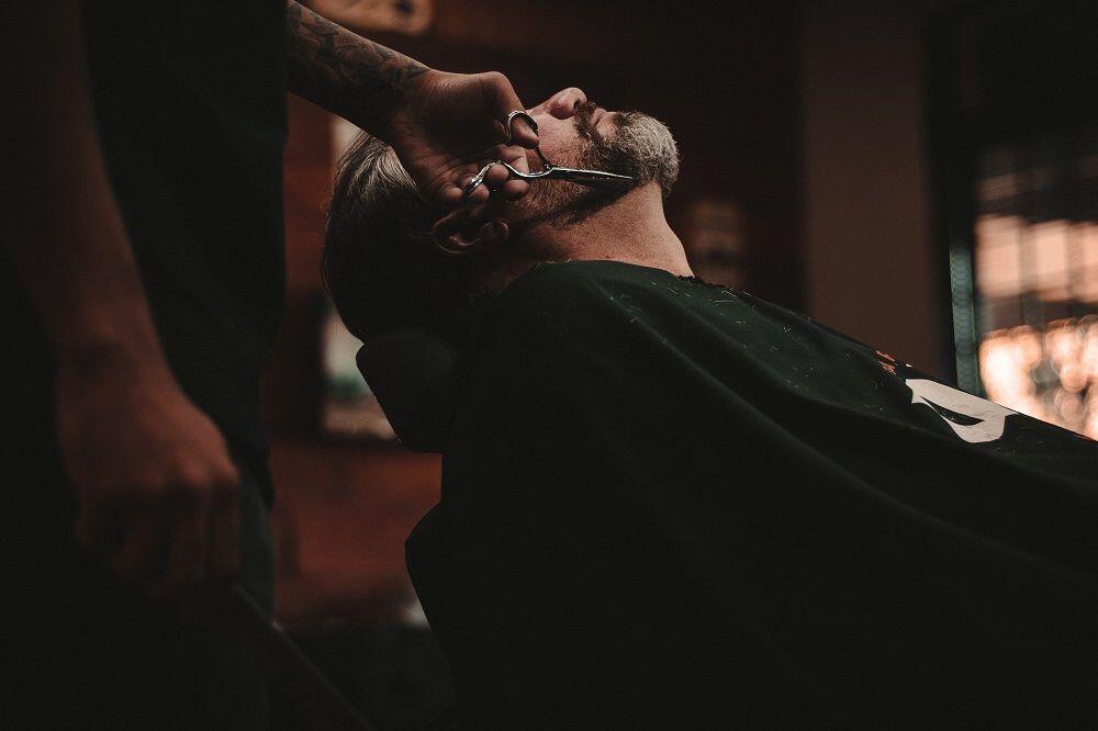 5 Tips Jitu Menemukan Barber yang Tepat Biar Rambutmu Tetap Kece