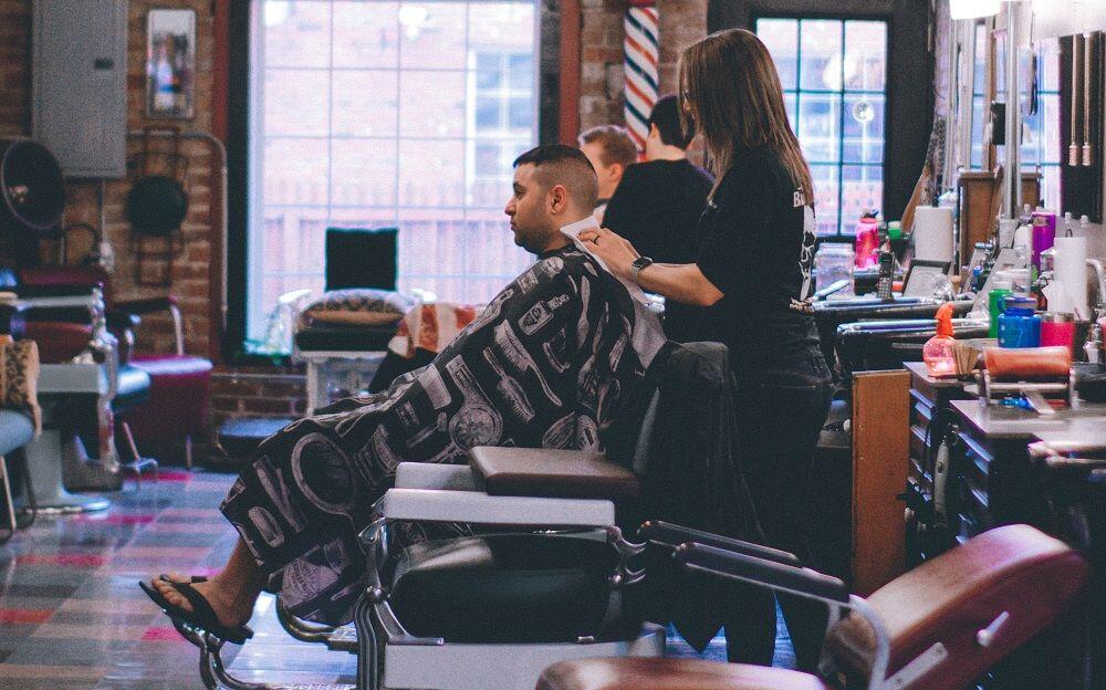 5 Tips Jitu Menemukan Barber yang Tepat Biar Rambutmu Tetap Kece