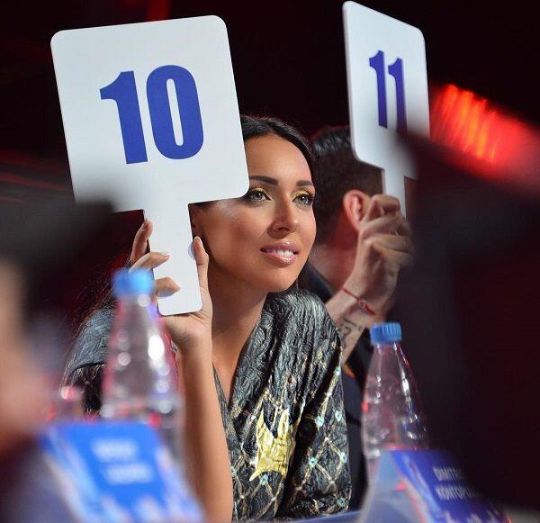10 Pesona Alsou, Diva Rusia yang Raih Kesuksesan Karir Mirip Anggun