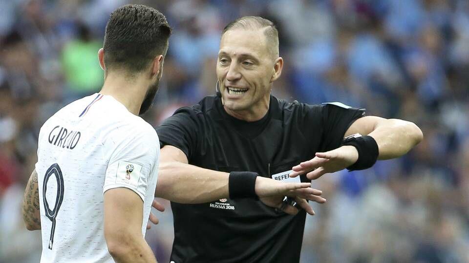 Nestor Pitana Jadi Pengadil di Laga FinalPiala Dunia 2018
