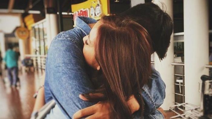Cincin Tunangan Wow, Tasya Kamila Menerima Pinangan Randi Bachtiar!
