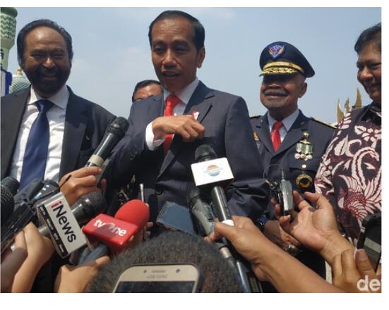 Jokowi: TGB Masuk Kantong Kandidat Cawapres, tapi...