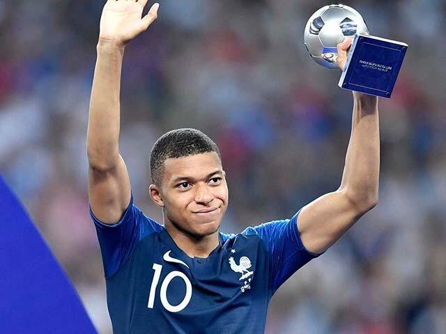 Mbappe Mengkonfirmasi Bahwa Dirinya Tetap Di PSG