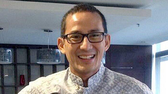 Demam Piala Dunia, Sandiaga Uno Beri Istrinya Pantun Romantis