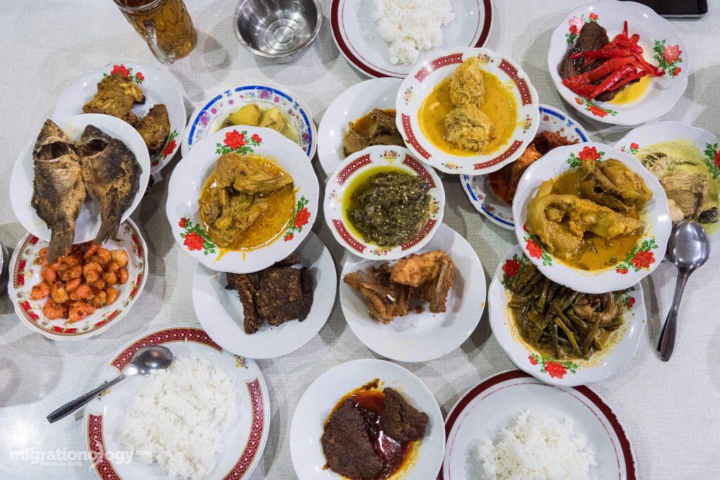 6 Rumah Makan Padang Internasional Buat Kamu Yang Homesick