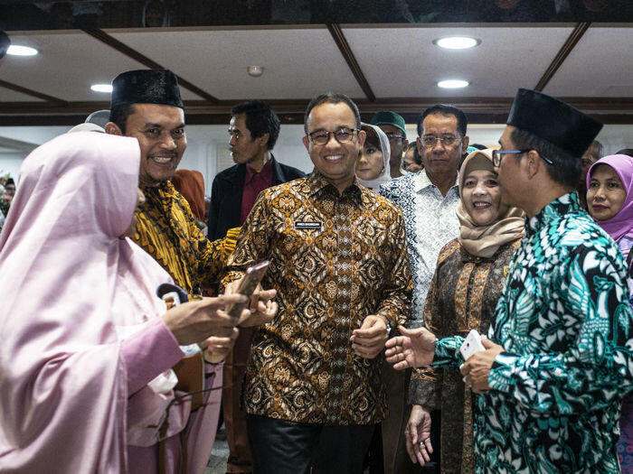 Main pecat lewat WhatsApp, Anies diadukan ke Komisi ASN