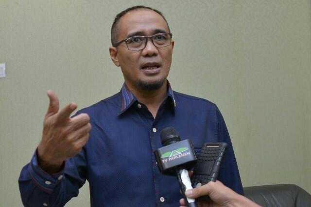 Wasekjen Hanura ke NasDem karena Tanpa Mahar