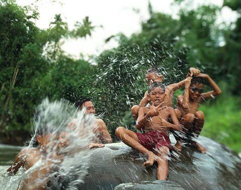 Ingatkah Kalian Sewaktu Kecil Jika Melakukan Hal Sederhana Ini Bakal Mendapat Pujian