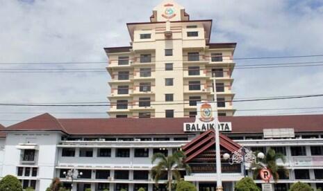 Wali Kota Pasrah pada Aturan Pemerintah Pusat