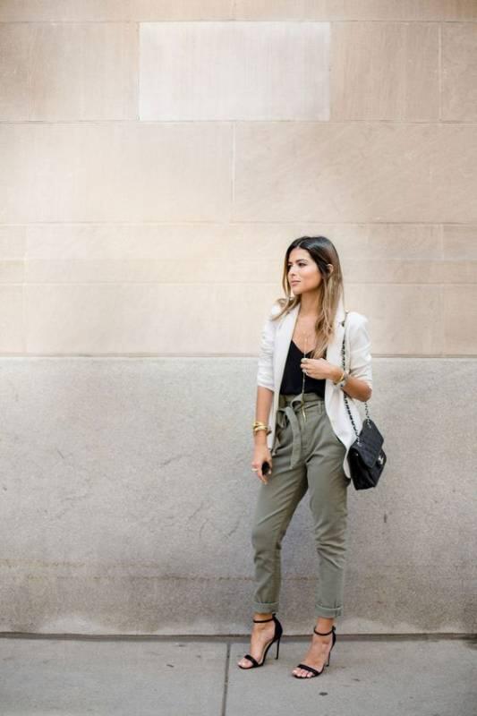 Stylish bin Modis dengan Celana High Waist! Nggak Kerasa Begah