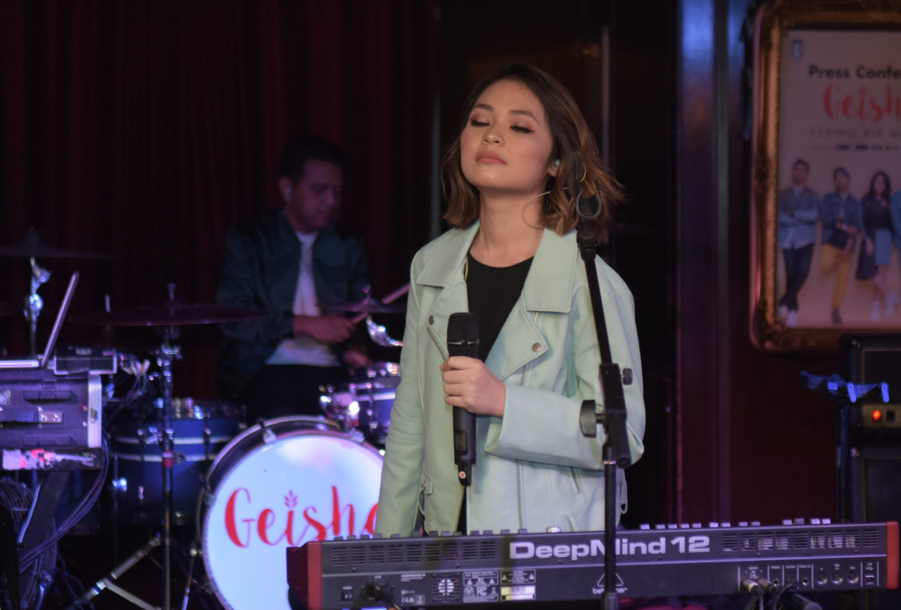 Vokalis Baru Geisha