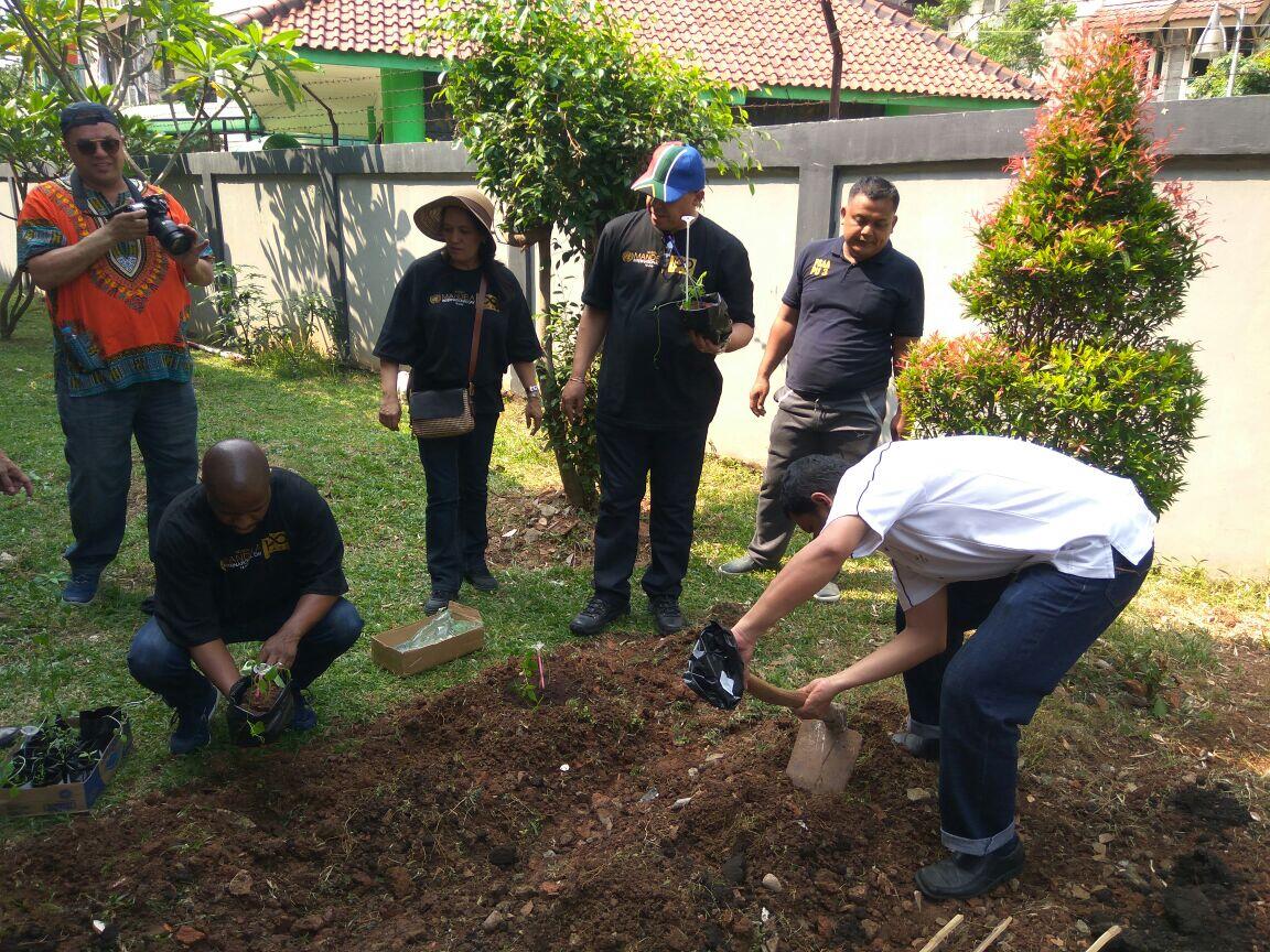 Dubes Afrika Selatan Peringati Kelahiran Mandela di Panti Dinsos