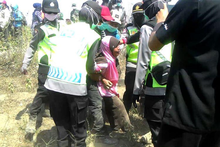 Rumahnya Digusur untuk Bandara, Ponerah Bersumpah Tidak Ikhlas 7 Turunan