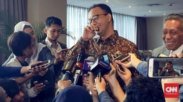 Kali Item Ditutup Kain Hitam, Anies Berdalih Kurangi Bau