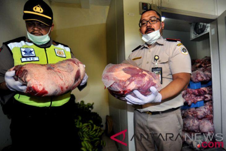 Balai Karantina Cilegon Amankan 4,6 Ton Daging Celeng Tujuan Solo
