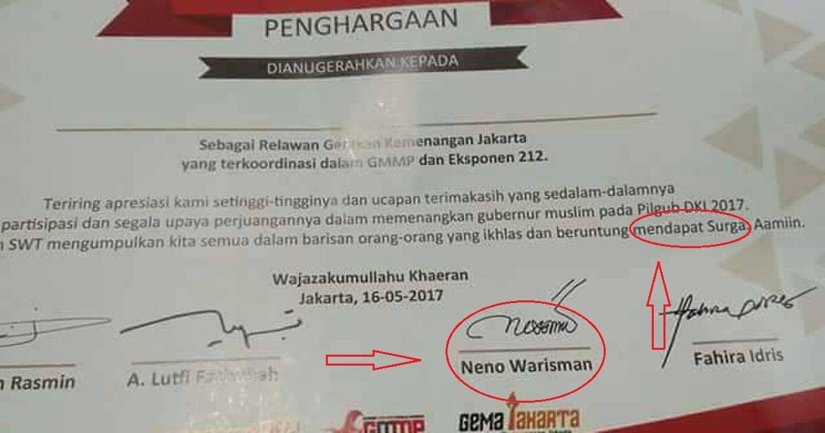 Mobil MPV Neno Warisman Terbakar di Depan Rumah