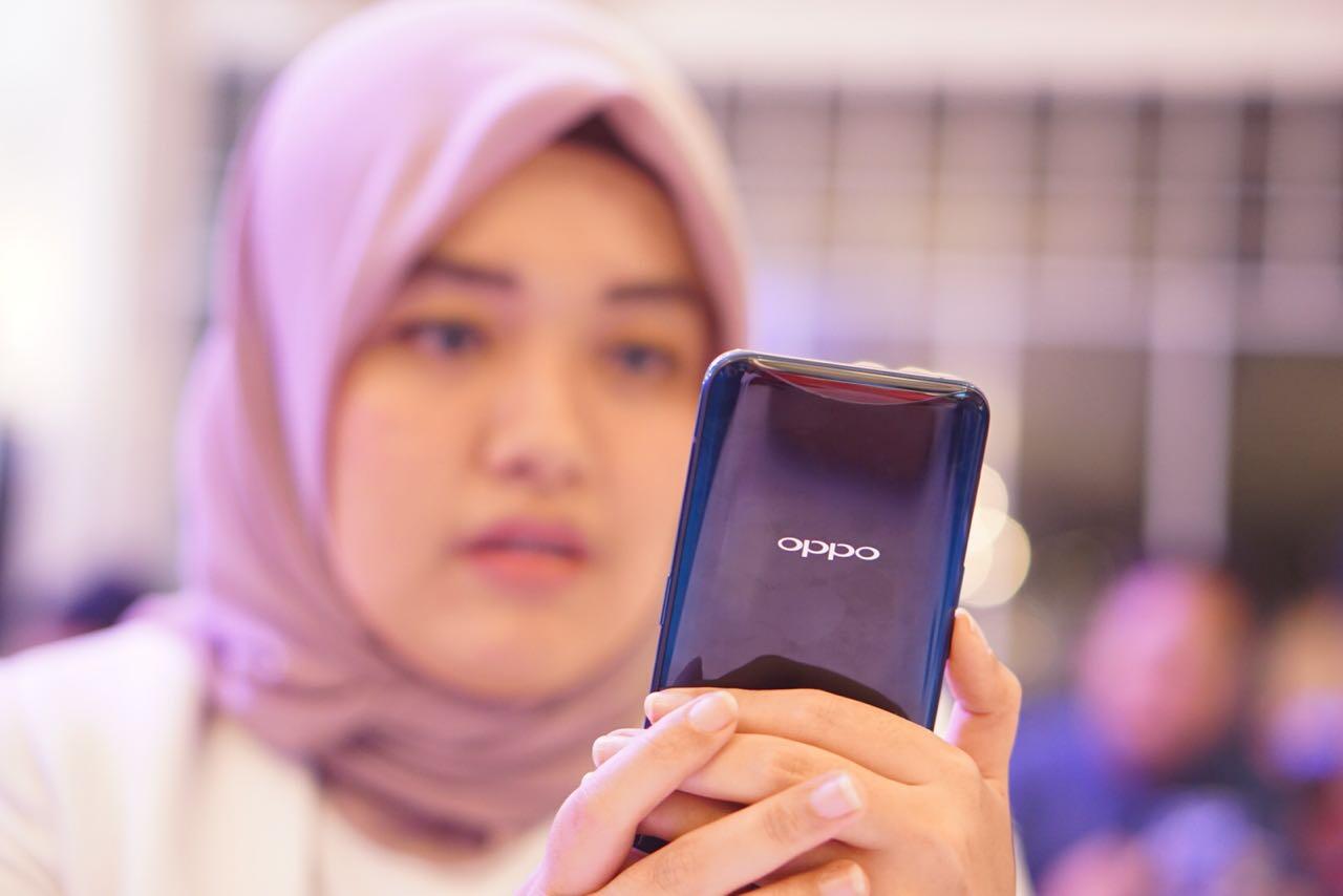 OPPO FIND X YANG MENCURI PERHATIAN!