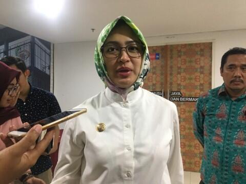 Airin Emoh Bicarakan Wawan