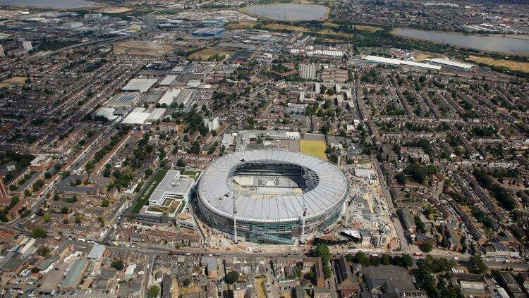 Kocak !! Stadion Totenham Hotspur Mirip Toilet Duduk