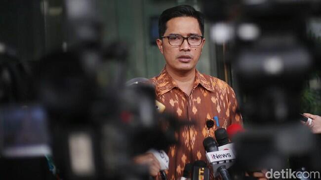 Jokowi Bentuk Timnas Pencegahan Korupsi, KPK: Keren!