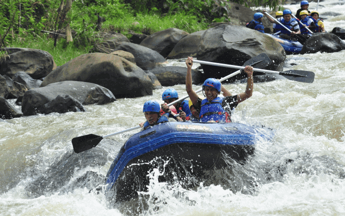 11 Tempat Rafting Terbaik di Indonesia, memacu Adrenalinmu ?