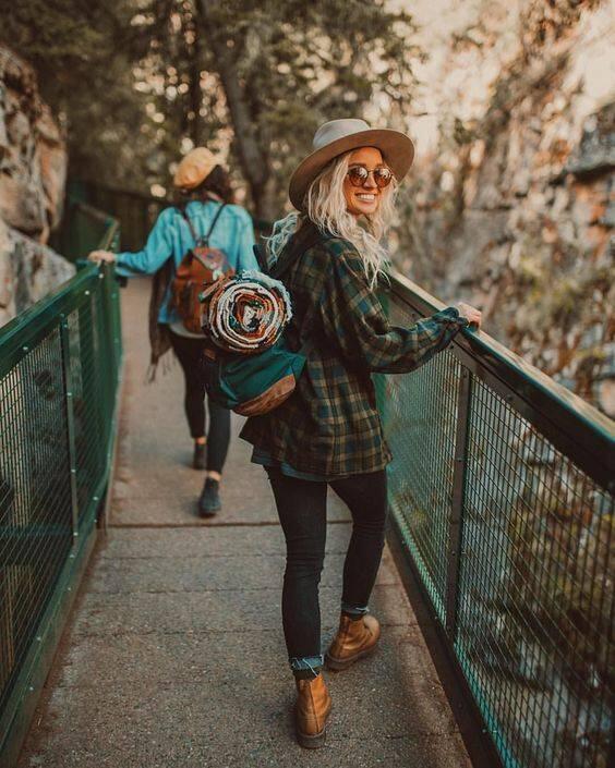 Wanita Petualang Harus Ready dengan Kostum Naik Gunung Ini. Wajib Hukumnya!