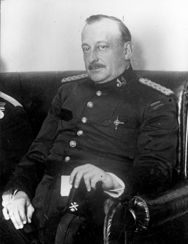 SEJARAH MIGUEL PRIMO DE RIVERA, DICTATOR PERTAMA SPANYOL