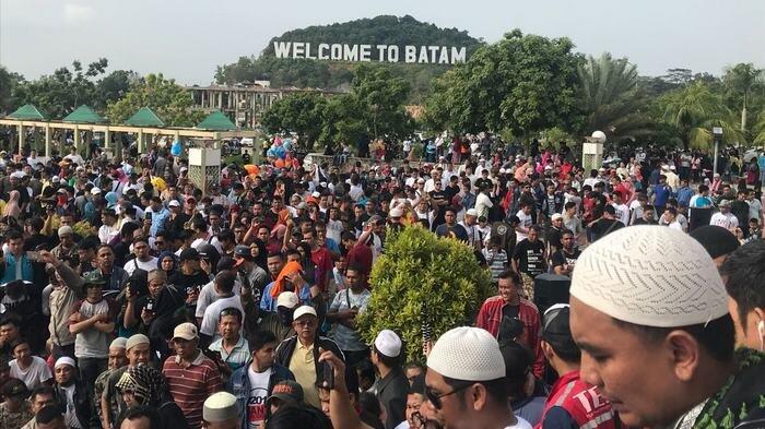 Deklarasi 2019GantiPresiden Dibubarkan, Sang Alang dan Fadli Zon Pertanyakan Netralit