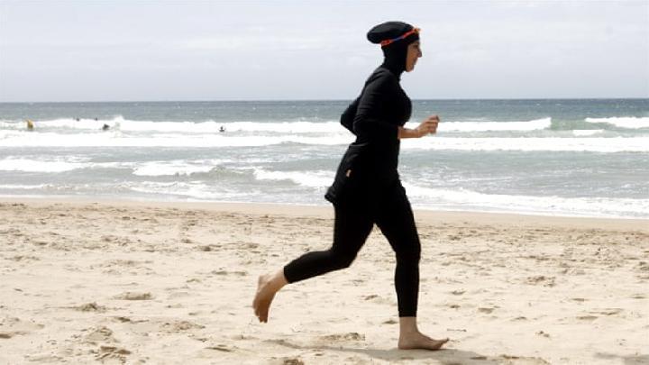 Menteri Jerman Izinkan Burkini Dikenakan di Sekolah
